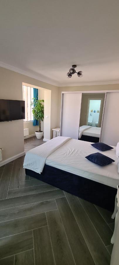 Apartament White Rezidence Curtea de Argeş Zewnętrze zdjęcie