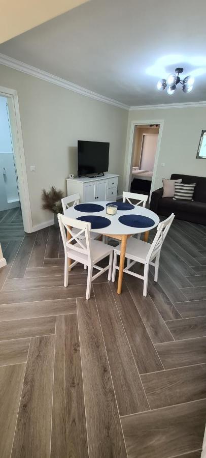 Apartament White Rezidence Curtea de Argeş Zewnętrze zdjęcie